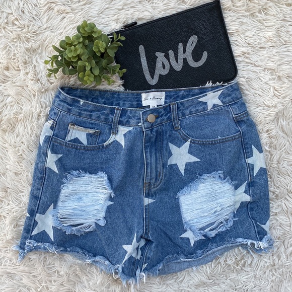 Love + Harmony Pants - Love + Harmony Star Cutoff Jean Shorts 💗 Blue & White